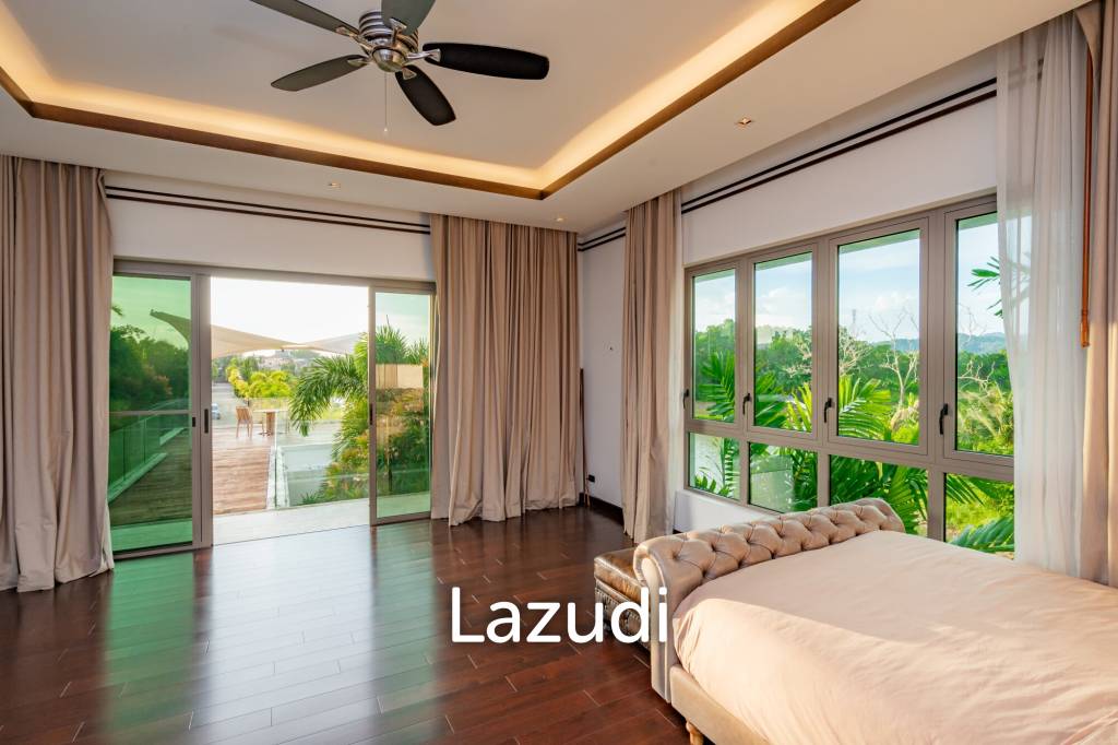 6 Bedroom Villa at the Lake House | PASAK SOI 8