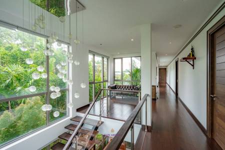 6 Bedroom Villa at the Lake House | PASAK SOI 8