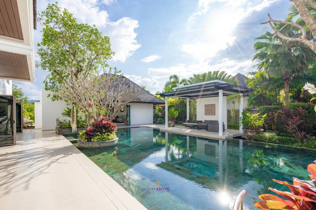 6 Bedroom Villa at the Lake House | PASAK SOI 8