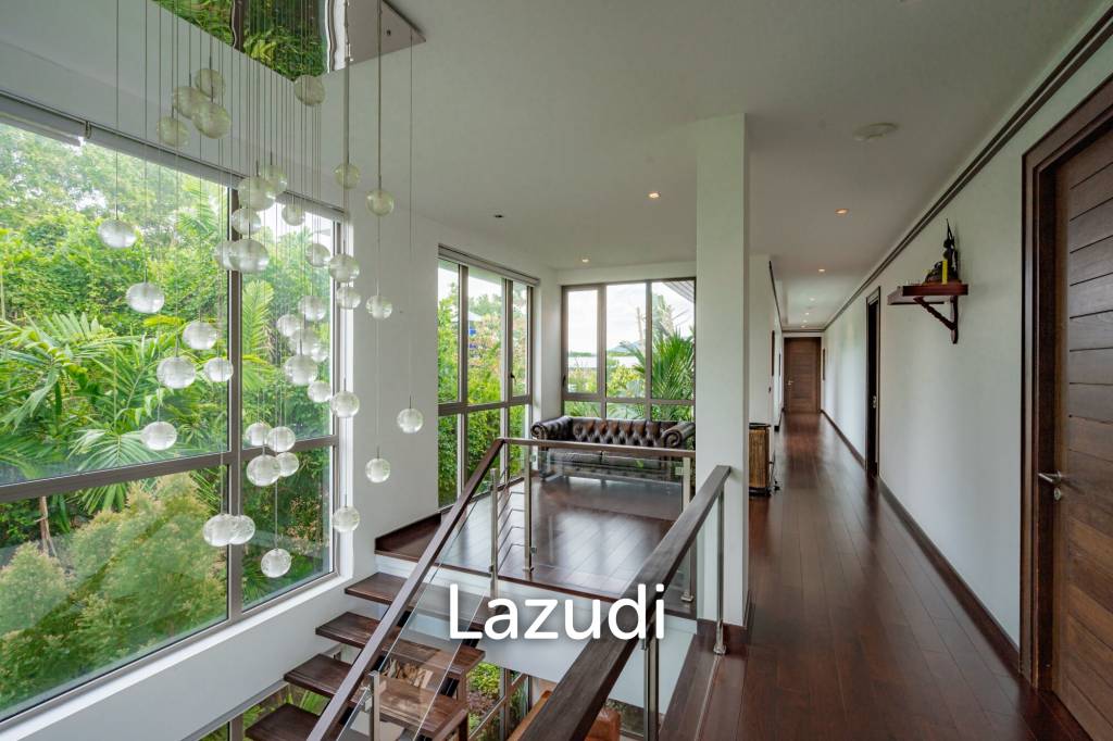 6 Bedroom Villa at the Lake House | PASAK SOI 8