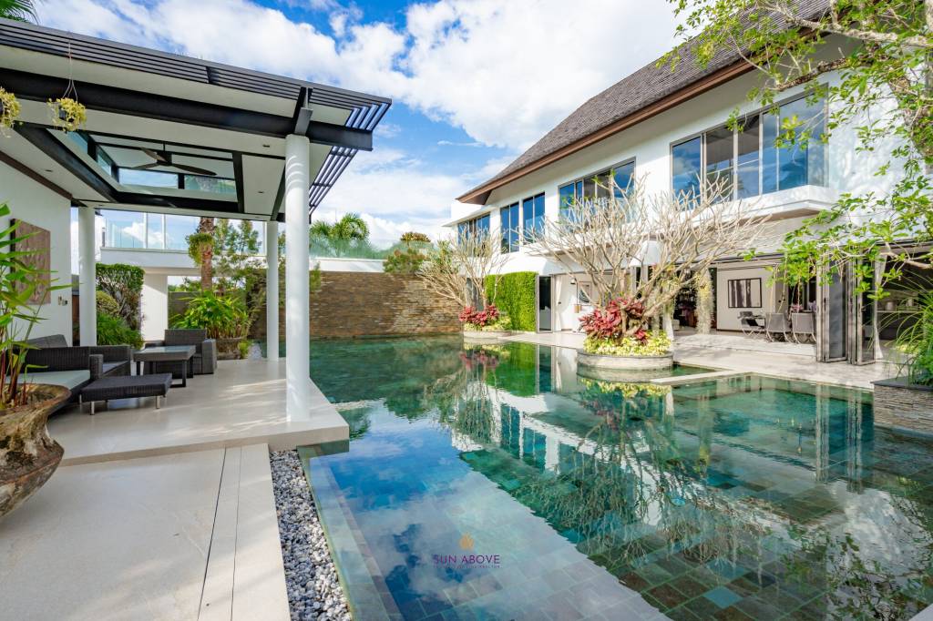 6 Bedroom Villa at the Lake House | PASAK SOI 8