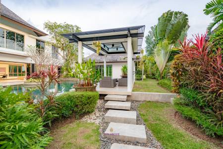 6 Bedroom Villa at the Lake House | PASAK SOI 8