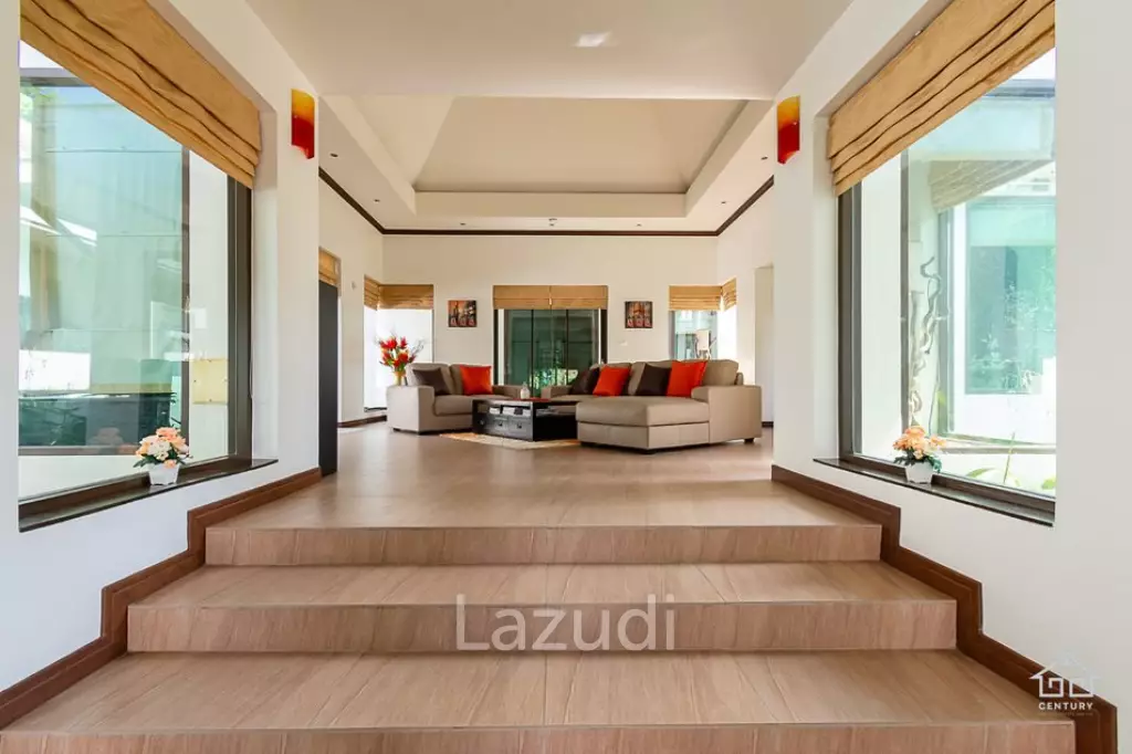 GROVE RESIDENCES : Modern 3 Bed Balinese Style house  with big land plot + maid 's room