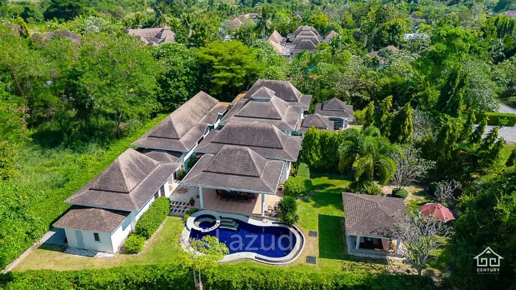 GROVE RESIDENCES : Modern 3 Bed Balinese Style house  with big land plot + maid 's room
