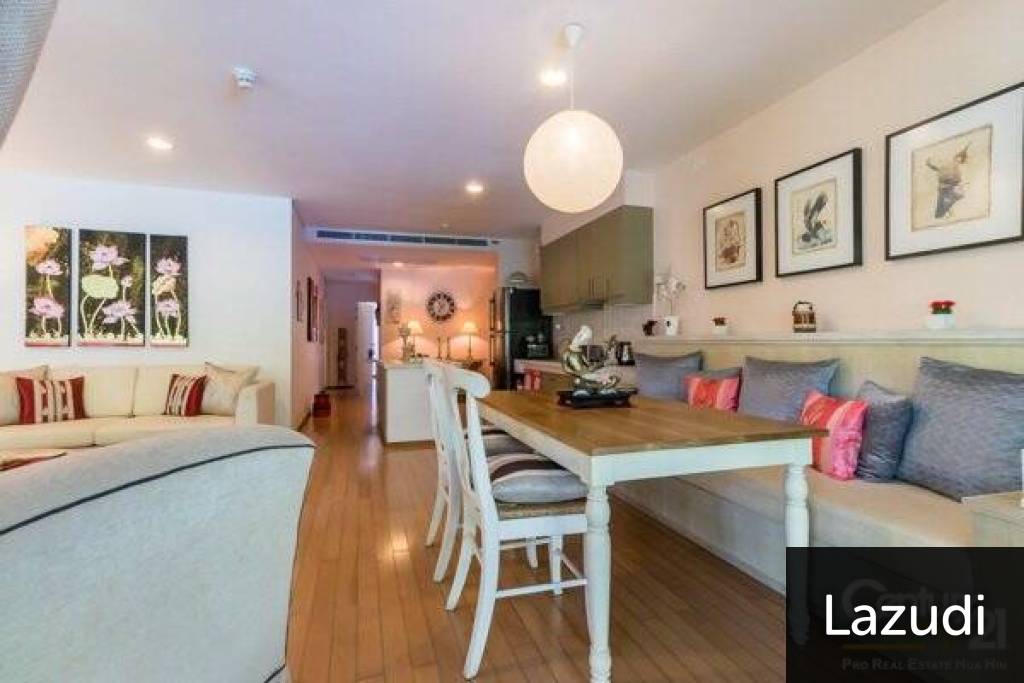 Beautifully Landscaped 3 Bed Beachfront Condo Beautifully Landscaped 3 Bed Beachfront Condo