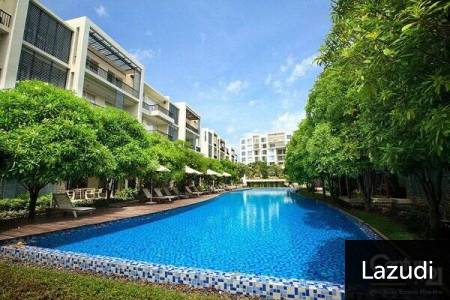 Beautifully Landscaped 3 Bed Beachfront Condo