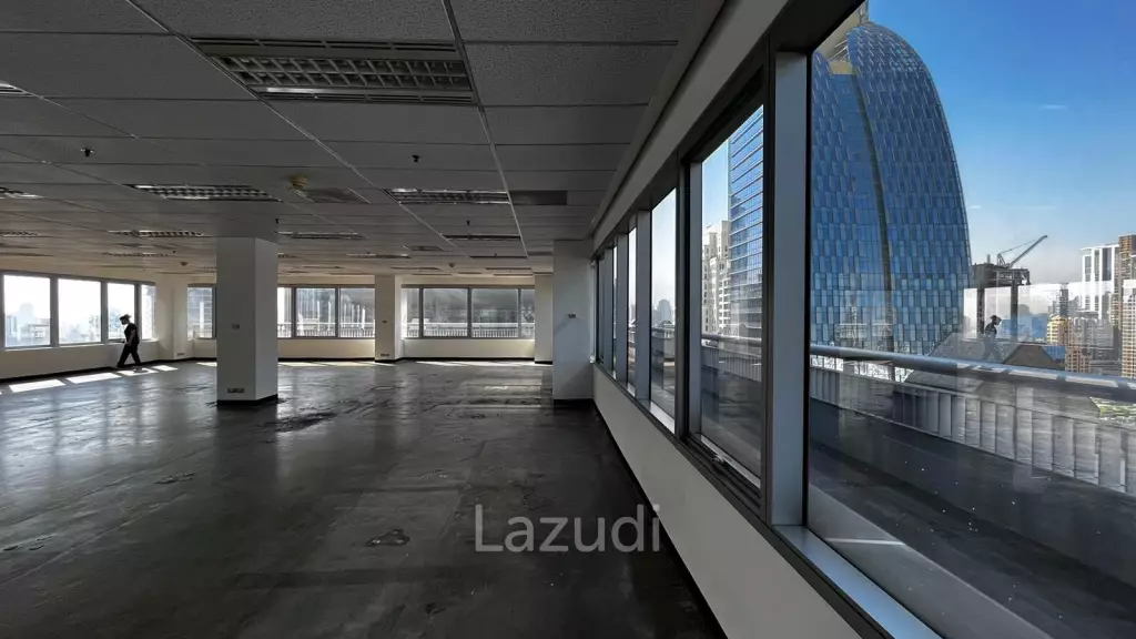 Office For Rent at Wave Place Ploenchit