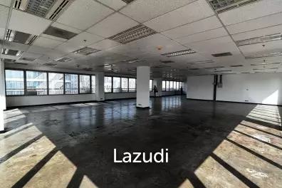 Office For Rent at Wave Place Ploenchit