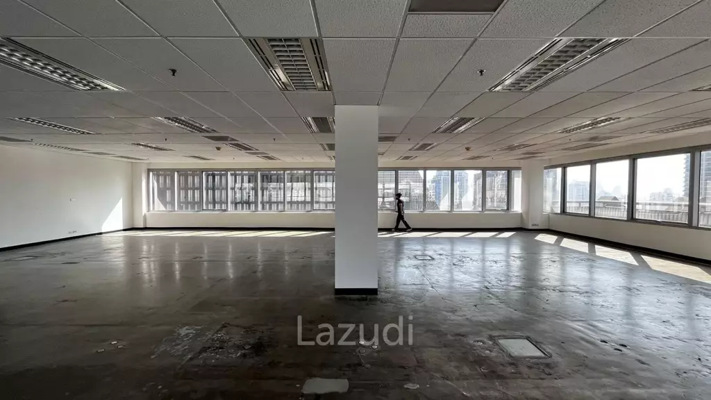 Office For Rent at Wave Place Ploenchit