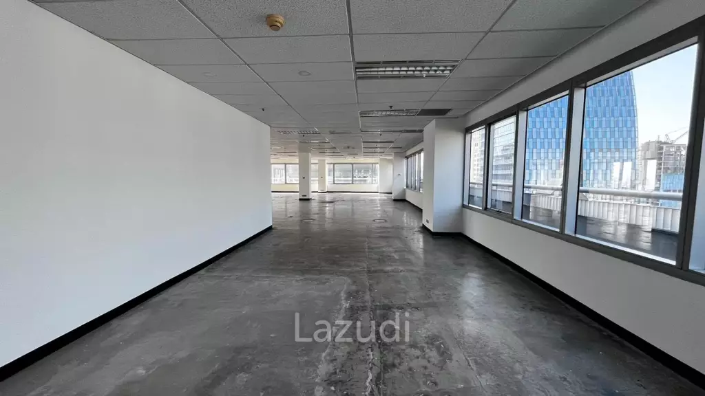 Office For Rent at Wave Place Ploenchit