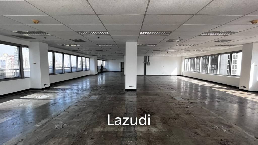 Office For Rent at Wave Place Ploenchit
