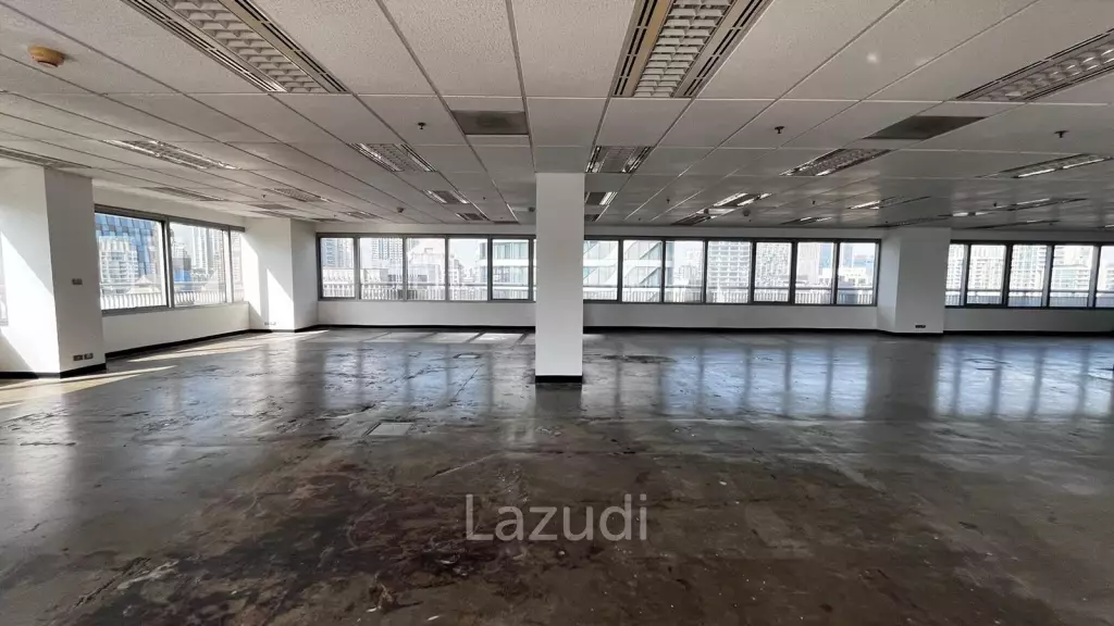 Office For Rent at Wave Place Ploenchit