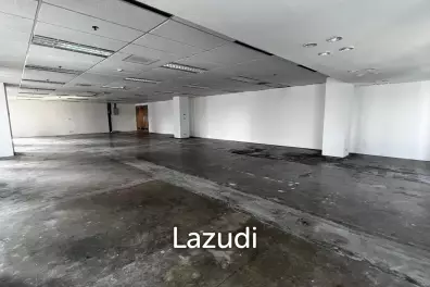 Office For Rent at Wave Place Ploenchit