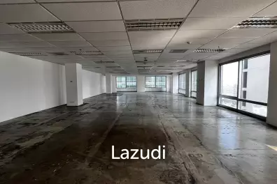 Office For Rent at Wave Place Ploenchit