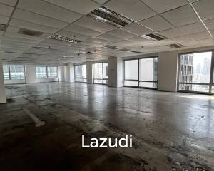 Office For Rent at Wave Place Ploenchit