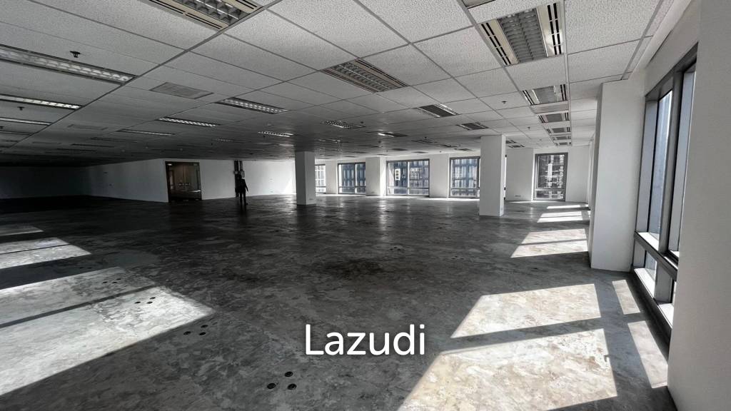Office For Rent at Wave Place Ploenchit