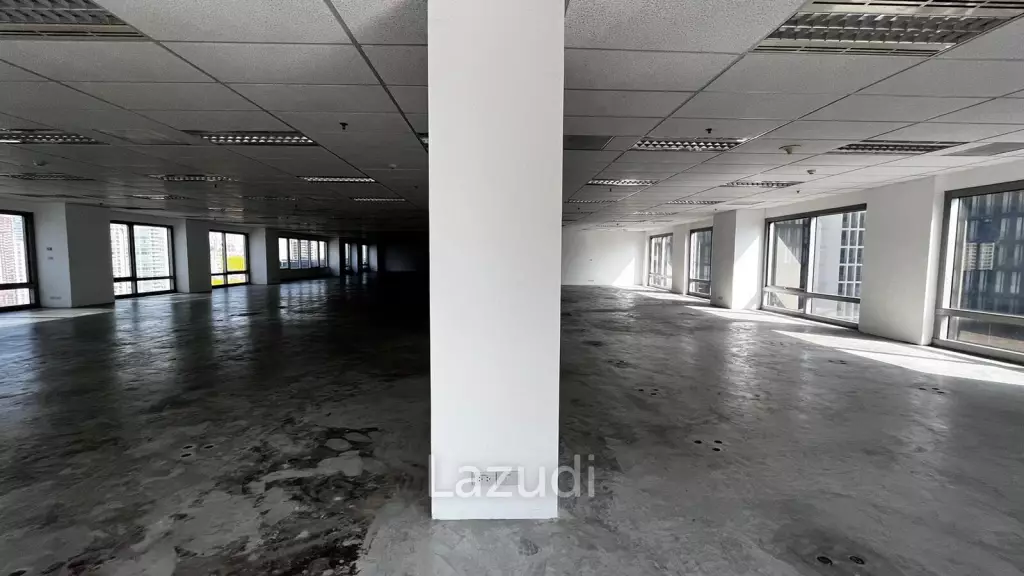 Office For Rent at Wave Place Ploenchit
