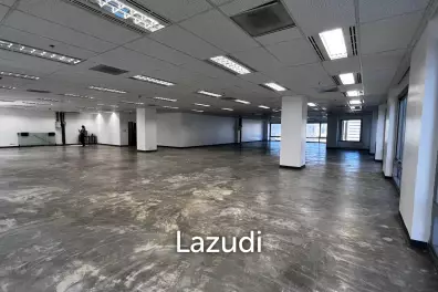 Office For Rent at Wave Place Ploenchit
