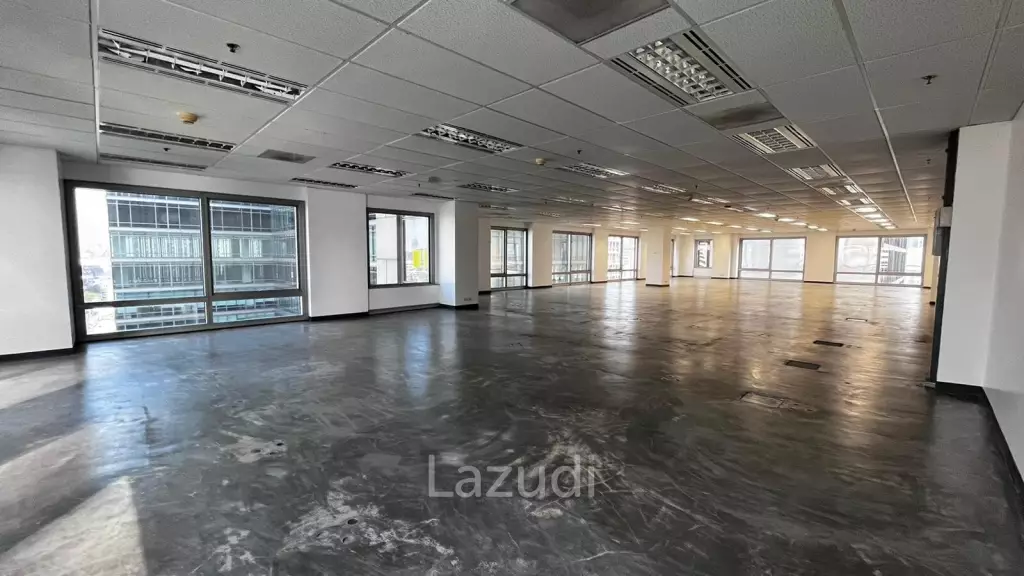 Office For Rent at Wave Place Ploenchit