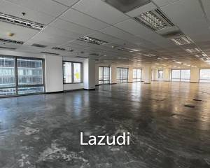 Office For Rent at Wave Place Ploenchit