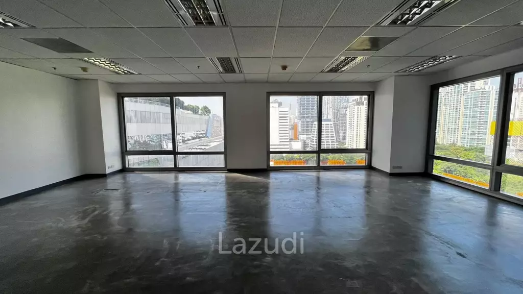 Office For Rent at Wave Place Ploenchit