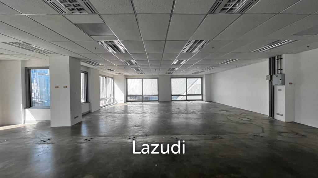Office For Rent at Wave Place Ploenchit
