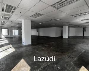 Office For Rent at Wave Place Ploenchit