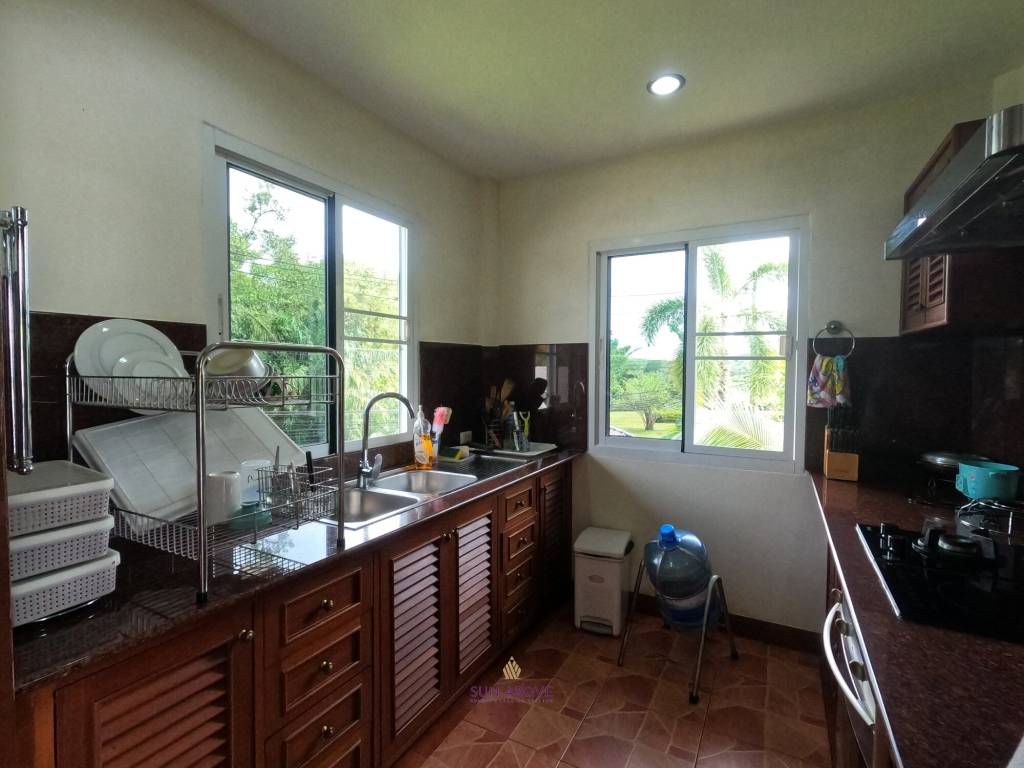 3 Bedrooms at LAGUNA HOME with Pool/Lake/mountain views