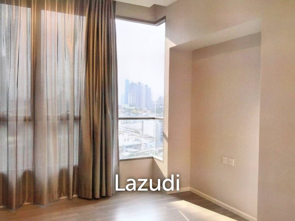 1 Bed 1 Bath 35 SQ.M The Room Sathorn - St.Louis