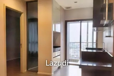 1 Bed 1 Bath 35 SQ.M The Room Sathorn - St.Louis