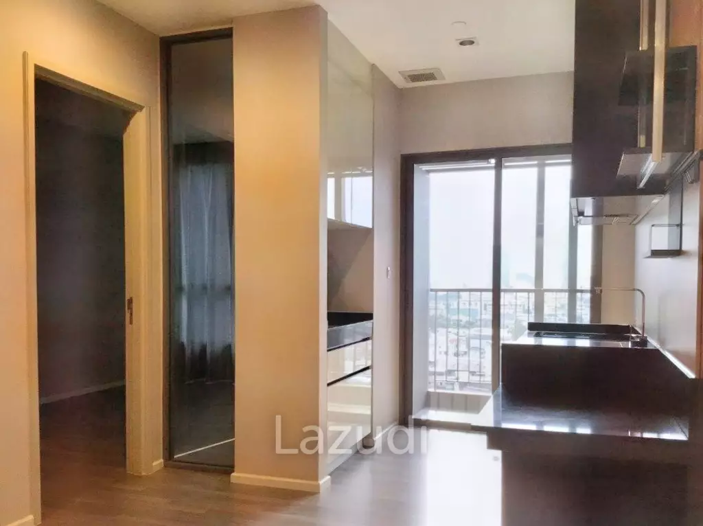 1 Bed 1 Bath 35 SQ.M The Room Sathorn - St.Louis