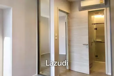 1 Bed 1 Bath 35 SQ.M The Room Sathorn - St.Louis