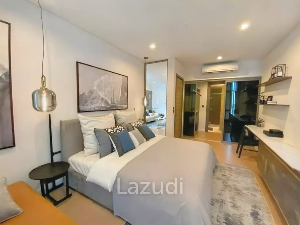 1 Bed 1 Bath 56.20 SQ.M The Room Charoenkrung 30