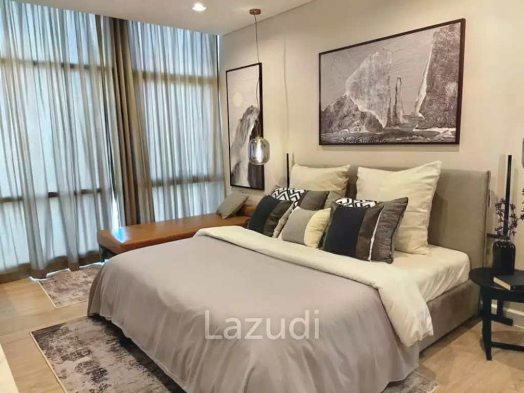 1 Bed 1 Bath 56.20 SQ.M The Room Charoenkrung 30