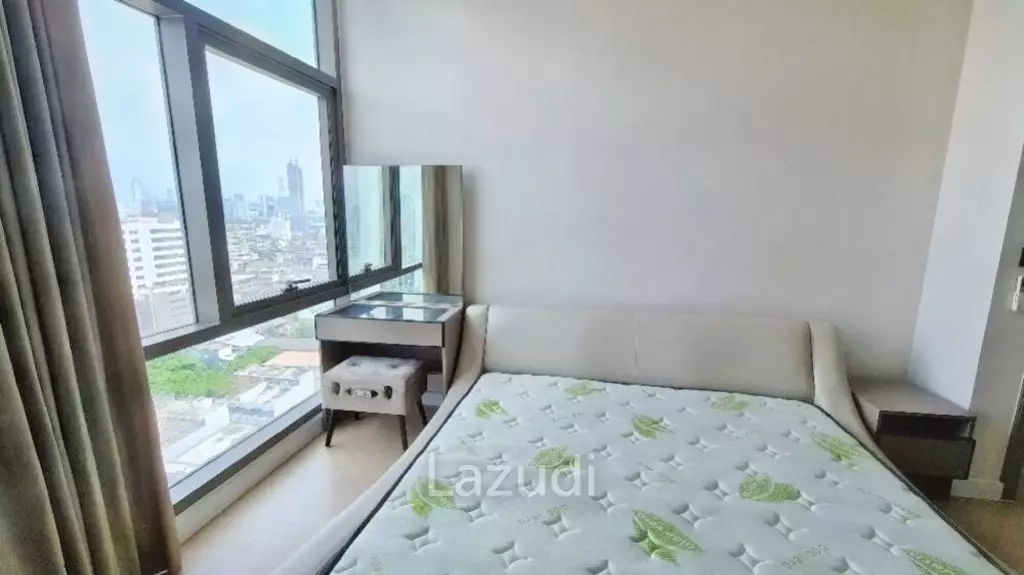 1 Bed 1 Bath 53 SQ.M The Room Charoenkrung 30
