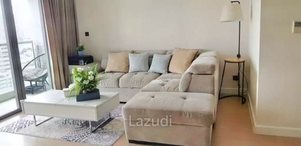 1 Bed 1 Bath 53 SQ.M The Room Charoenkrung 30