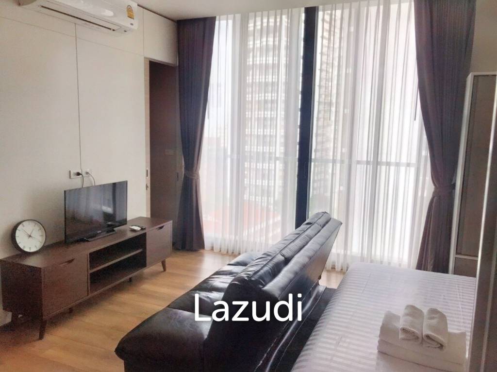1 Bed 1 Bath 32 SQ.M Park Origin Phromphong