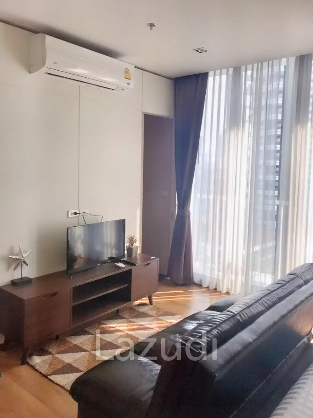 1 Bed 1 Bath 32 SQ.M Park Origin Phromphong
