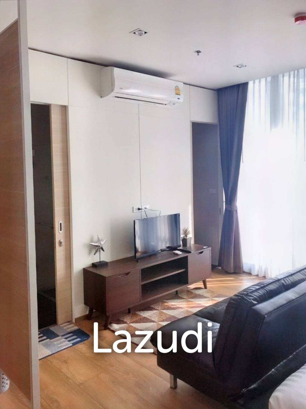 1 Bed 1 Bath 32 SQ.M Park Origin Phromphong