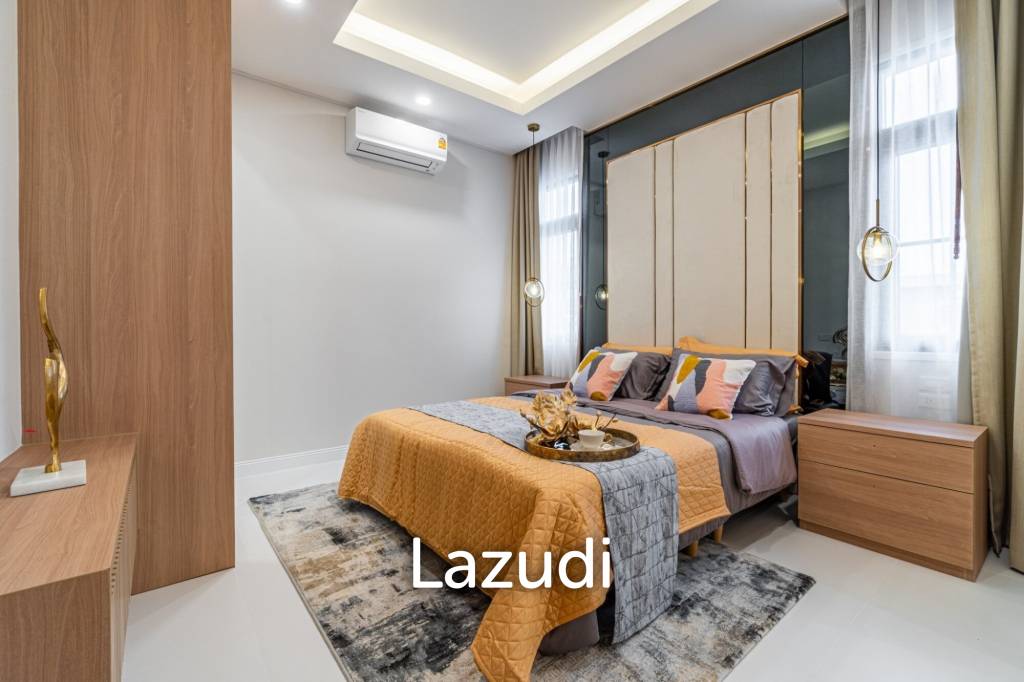 4 Beds 4 Bath 305 SQ.M Rungsii Village