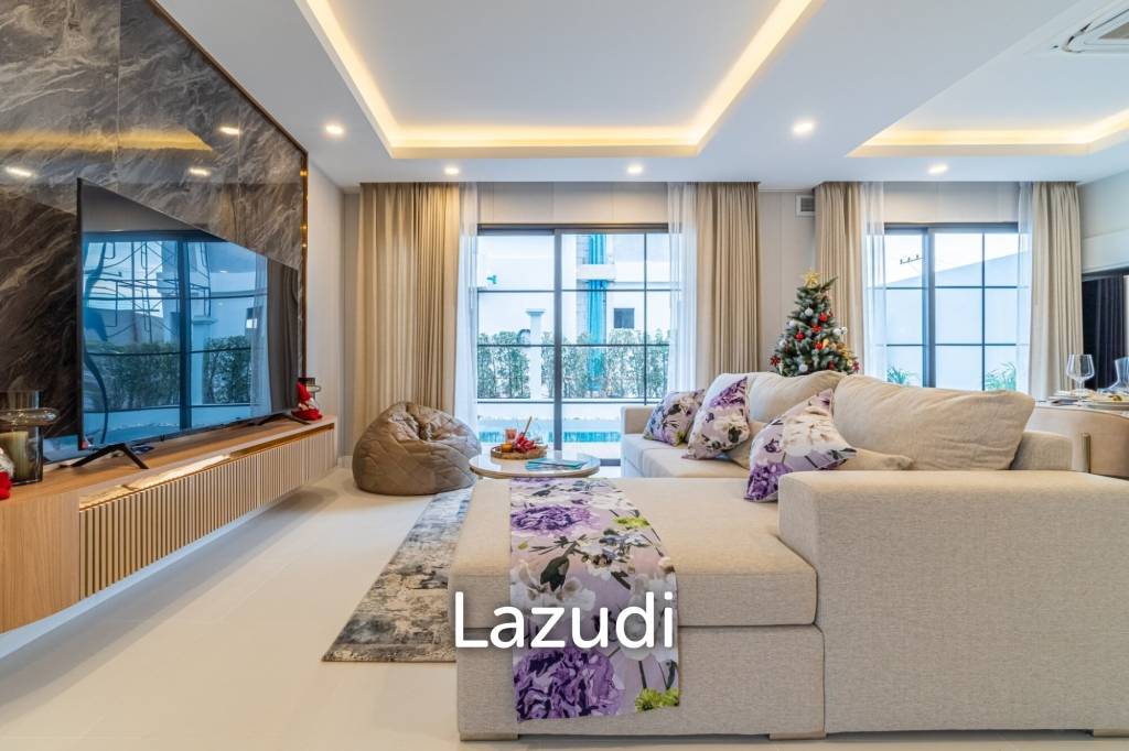 4 Beds 4 Bath 305 SQ.M Rungsii Village