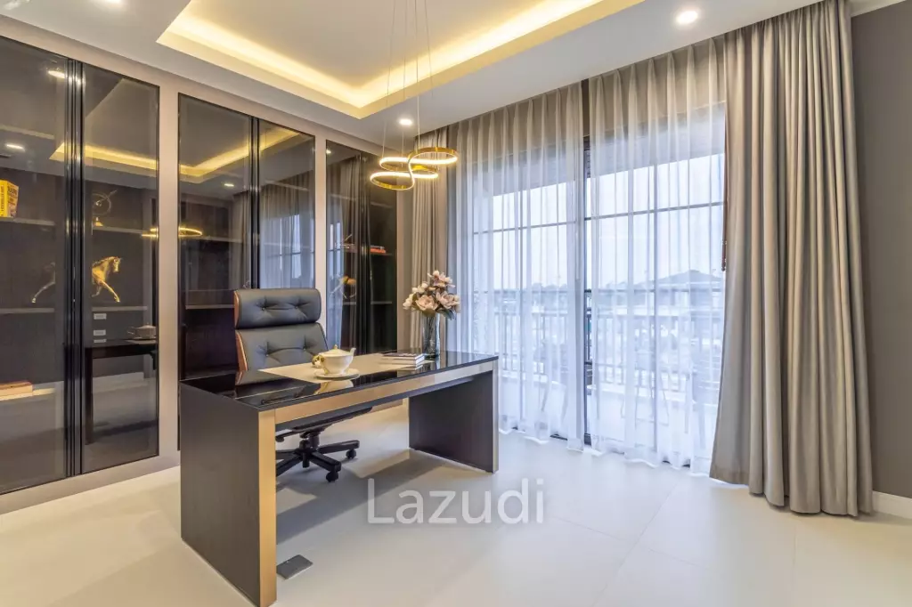 4 Beds 4 Bath 305 SQ.M Rungsii Village