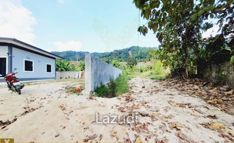 Modern-style detached house for sale.