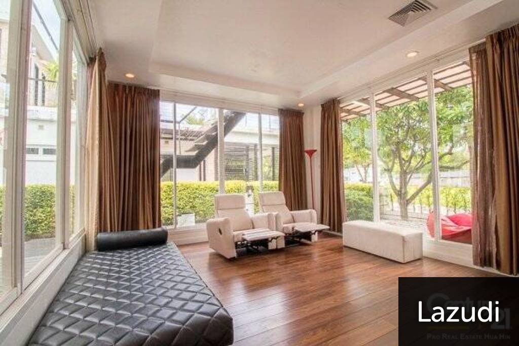 Modern Design 3 Bed Villa on Lovely Development Modern Design 3 Bed Villa on Lovely Development