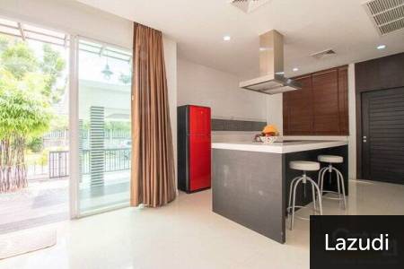 Modern Design 3 Bed Villa on Lovely Development