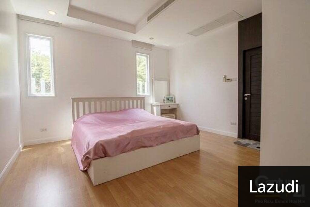 Modern Design 3 Bed Villa on Lovely Development Modern Design 3 Bed Villa on Lovely Development