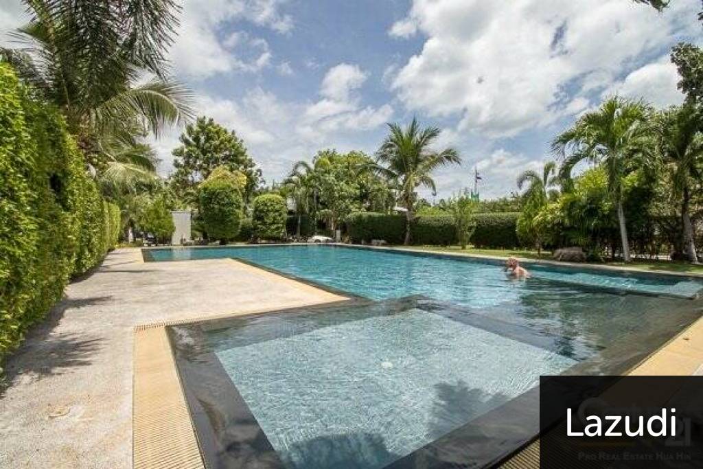 Modern Design 3 Bed Villa on Lovely Development Modern Design 3 Bed Villa on Lovely Development