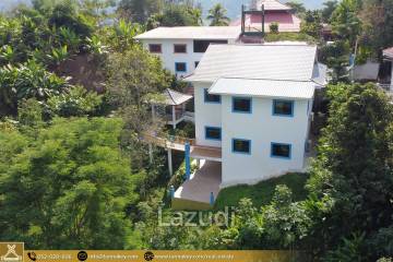 Newly house build on hill for sale in Mae Chan