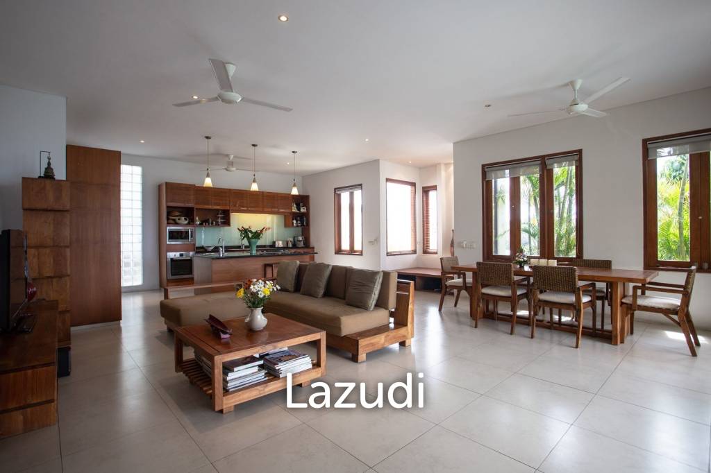 Contemporary Balinese Home with Spectacular Jimbaran Bay View