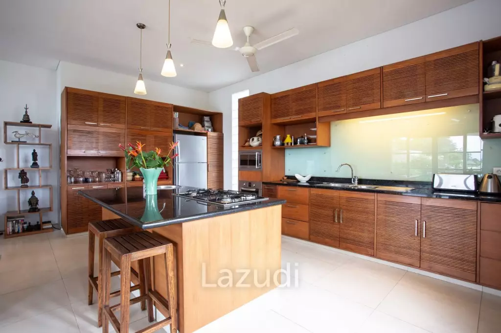 Contemporary Balinese Home with Spectacular Jimbaran Bay View